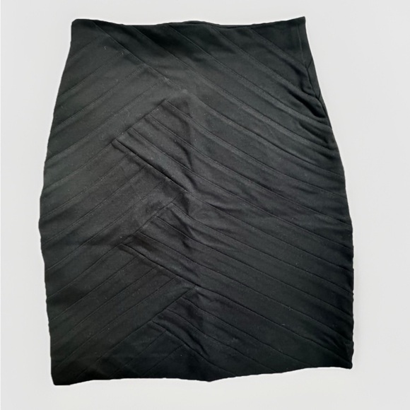 NWT $59 Express Skirt Black Bodycon Bandage Pencil Quilted Small 0 high waisted - Picture 1 of 8